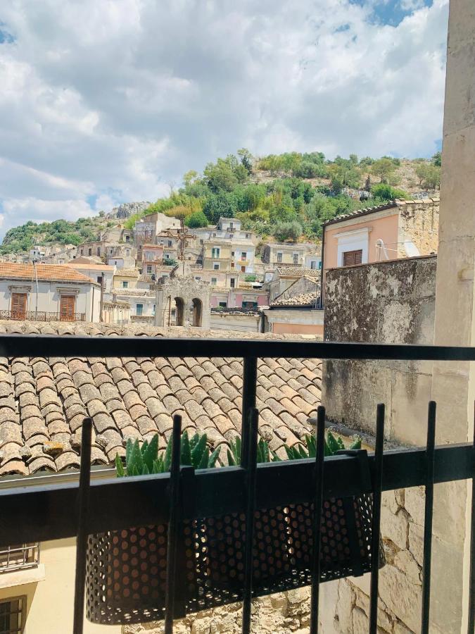 La Casetta Di Santa Sofia Modica Bagian luar foto